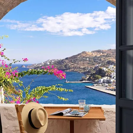 Patmos Eye Boutique & 4*