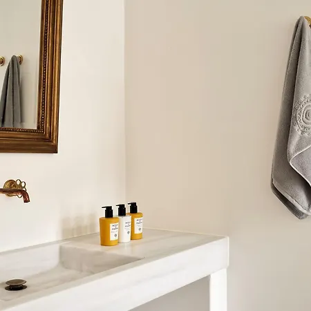 Patmos Eye Boutique & Hotell