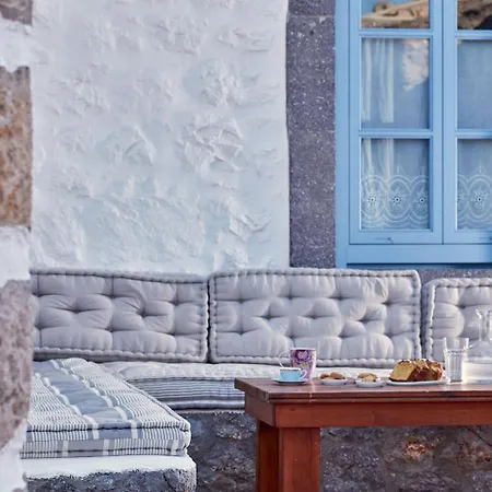 Patmos Eye Boutique & מלון 4*