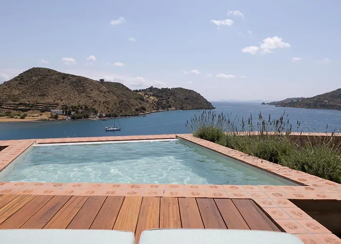 Patmos Eye Boutique & Hotel 4*