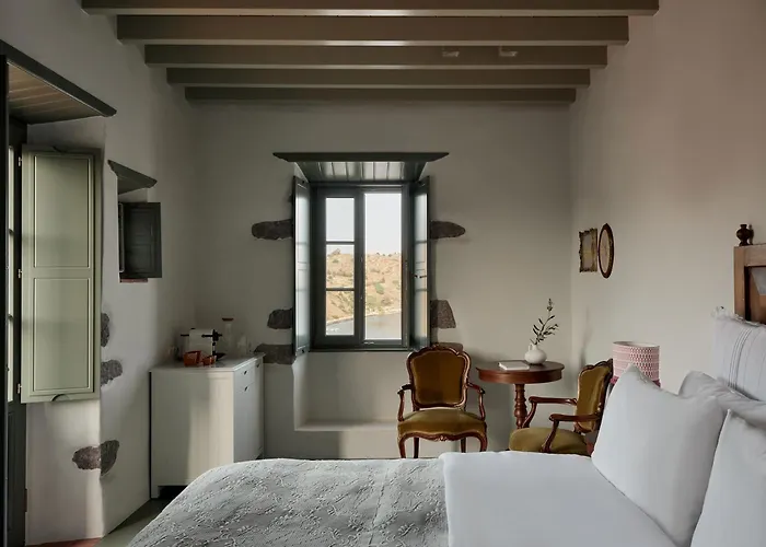 Patmos Eye Boutique & Skala