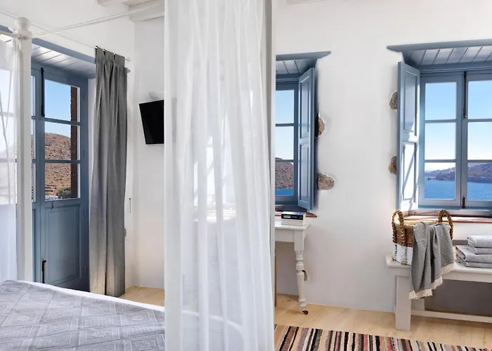 Patmos Eye Boutique & Skala