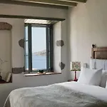 Patmos Eye Boutique & 호텔 스칼라