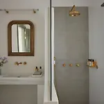 Patmos Eye Boutique & 4*