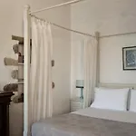 Patmos Eye Boutique & 4*