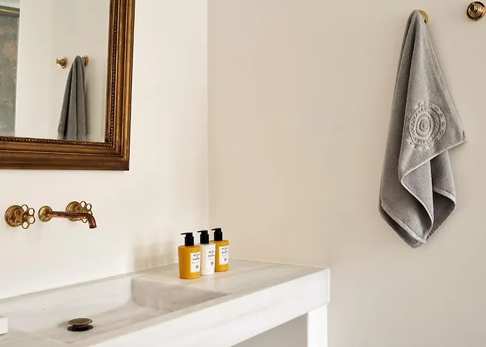 Patmos Eye Boutique & Отель